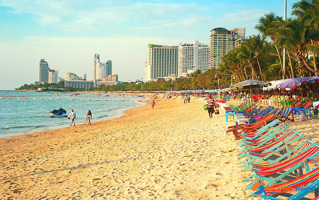 Du lịch Thái Lan không nên bỏ qua những bãi biển xanh, cát trắng tuyệt vời này- Ảnh 3.