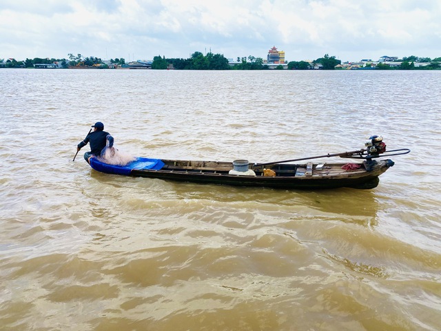 Thượng nguồn tích lớn, mực nước lũ sông Mekong thấp hơn cả mét- Ảnh 1.