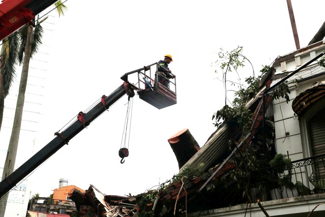 ‘Lính đặc nhiệm’ TP.HCM bay ra Hải Phòng hỗ trợ khắc phục hậu quả bão số 3- Ảnh 4.