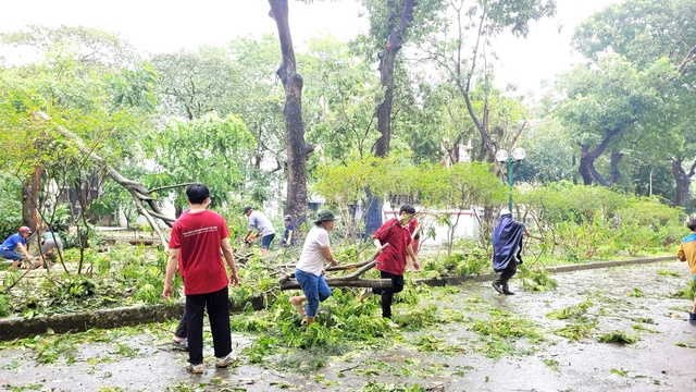 Ảnh hưởng bão lũ: Nhiều trường ĐH kéo dài thời gian học trực tuyến- Ảnh 1.