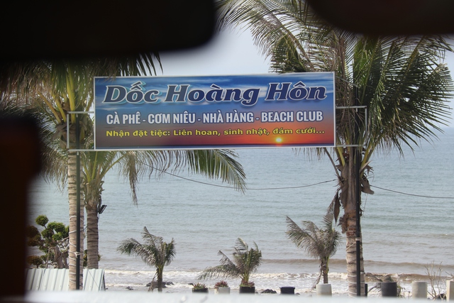 Vụ xây dựng khu du lịch 'chui' ở TP.Phan Thiết: Tạm đình chỉ công tác Chủ tịch UBND P.Phú Hài- Ảnh 2.