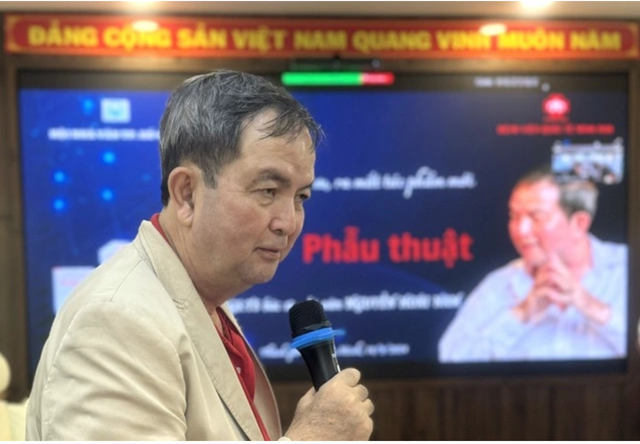 'Nhà văn Nguyễn Hoài Nam có trái tim mà nhịp đập không dành riêng cho mình'- Ảnh 2.