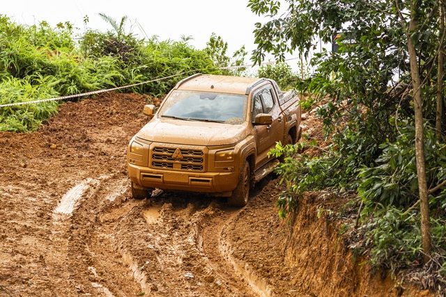 Mitsubishi Triton 2025 có đủ sức 'đấu' Ford Ranger?- Ảnh 6.