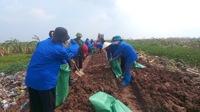 T.Ư Đoàn thăm, tặng quà người dân bị ảnh hưởng bởi bão số 3 ở Hải Dương- Ảnh 3.