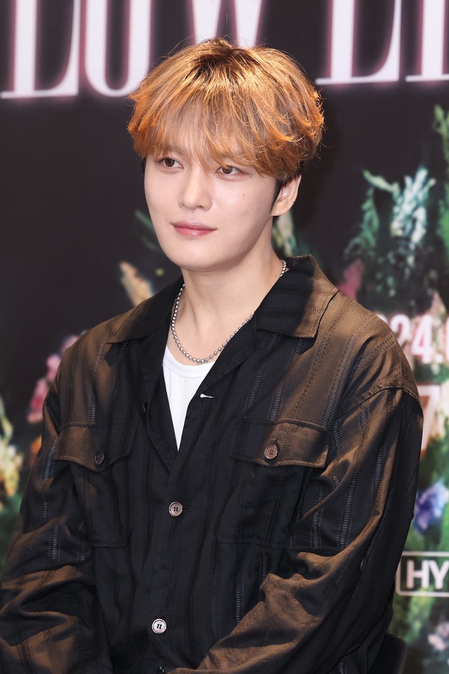 Kim Jae Joong trở lại TP.HCM biểu diễn, cùng fan Việt ủng hộ người dân vùng lũ- Ảnh 8.