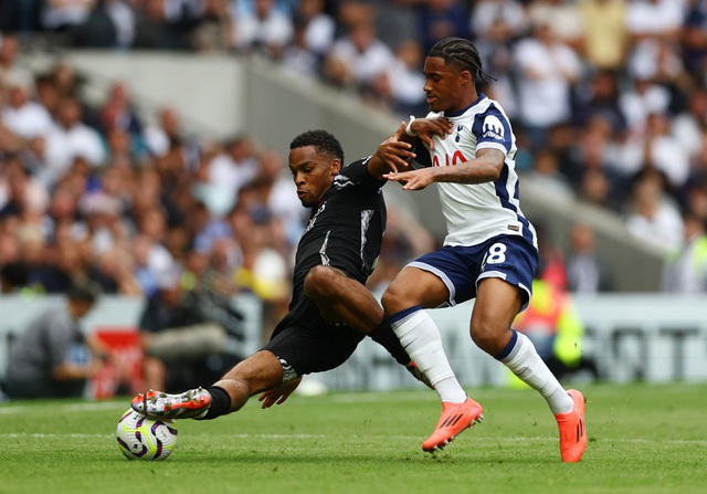 'Chấp' gần nửa đội hình chính, Arsenal vẫn khiến Tottenham phơi áo trên sân nhà- Ảnh 5.