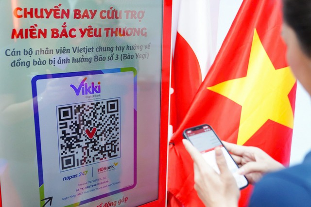 Vietjet chung tay tái thiết cuộc sống sau bão lũ: Trao hy vọng, xây dựng tương lai- Ảnh 2.