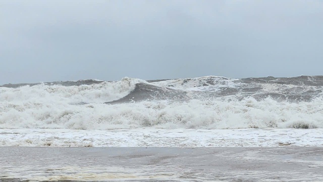 La Nina khả năng xuất hiện từ tháng 11, cảnh báo bão đổ bộ miền Trung- Ảnh 1.