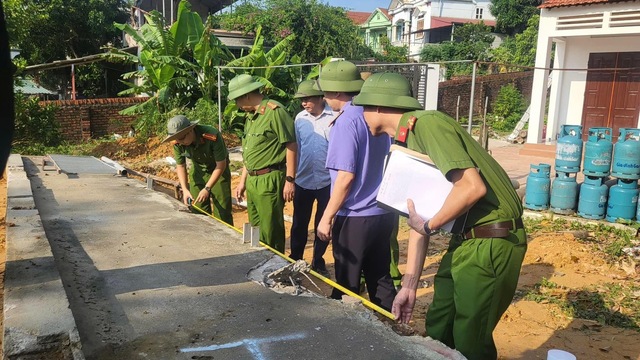 Công an Phú Thọ vào cuộc điều tra vụ sập cầu Phong Châu- Ảnh 1.