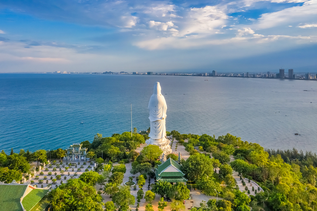 Chiêm ngưỡng những ngôi chùa nổi tiếng với kiến trúc tuyệt đẹp tại Đà Nẵng- Ảnh 1.