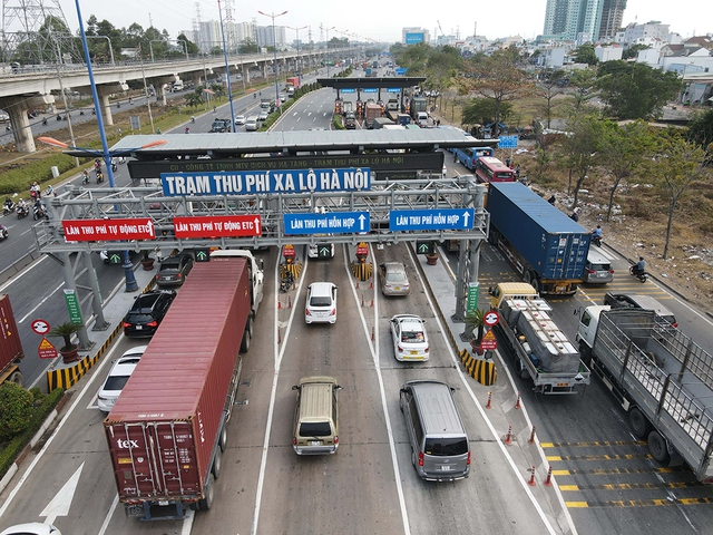 Gánh nặng chi phí đè doanh nghiệp- Ảnh 1.