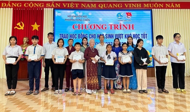 ‘Bà tiên’ của những hoàn cảnh khó khăn- Ảnh 1.