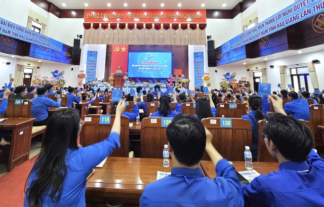 Hậu Giang: Lãnh đạo tỉnh đặt hàng thanh niên làm 5 nhóm nhiệm vụ trọng tâm- Ảnh 1.