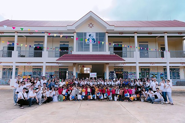 Hành trình trao vạn bữa ngon, chở trung thu vẹn tròn về với trẻ em Tây Nguyên - Ảnh 5.