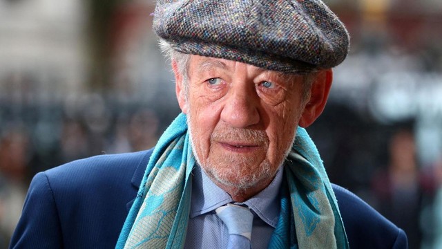 'Gandalf' Ian McKellen tái xuất trong loạt phim 'Chúa tể những chiếc nhẫn' mới- Ảnh 2.