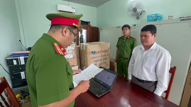 Khởi tố chủ tịch xã vi phạm về đầu tư công, gây hậu quả nghiêm trọng- Ảnh 1.