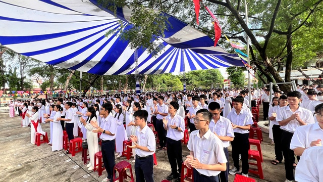 Lý do nhiều học sinh Bình Dương không được dự lễ khai giảng năm học mới- Ảnh 2.