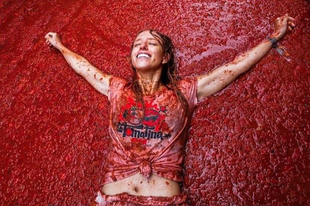 Độc đáo lễ hội ném cà chua La Tomatina tại Tây Ban Nha- Ảnh 4.