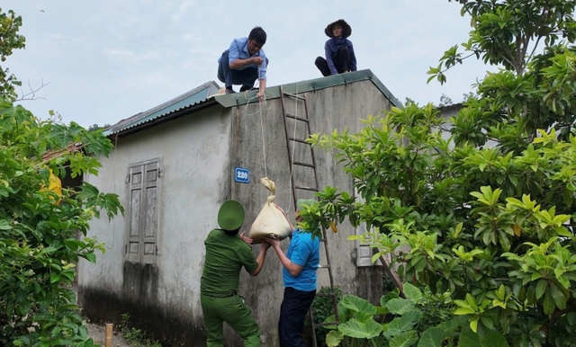 Quảng Ninh huy động khoảng 3.000 cán bộ chiến sĩ giúp dân ứng phó siêu bão Yagi- Ảnh 2.