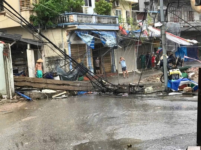 Quảng Ninh, Hải Phòng tan hoang vì bão số 3- Ảnh 6.