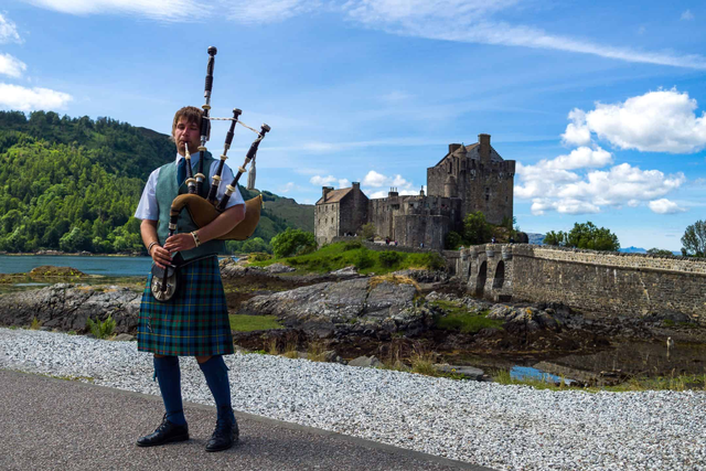 Những điều thú vị đến bất ngờ khi khám phá văn hóa tại Scotland- Ảnh 1.