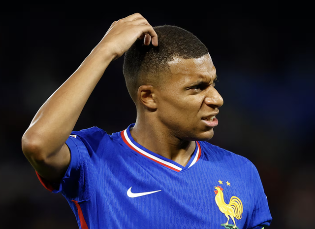 Bị tung tin giả, Mbappe có hành động bất ngờ- Ảnh 1.