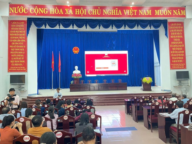 Chuyển đổi số để phát triển chính quyền số và an sinh xã hội ở Bình Thuận- Ảnh 2.