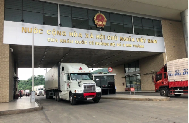 Điều tiết linh hoạt, tránh ùn tắc hàng hóa nông sản tại khu vực cửa khẩu - Ảnh 2.