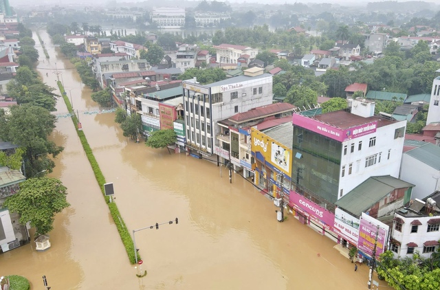 Lũ sông Hồng lên nhanh trên BĐ1, 4 tỉnh nguy cơ ngập lụt trở lại- Ảnh 1.