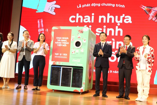 Anh Nguyễn Minh Triết dự lễ phát động ‘Chai nhựa tái sinh, hành trình tiếp nối’- Ảnh 2.