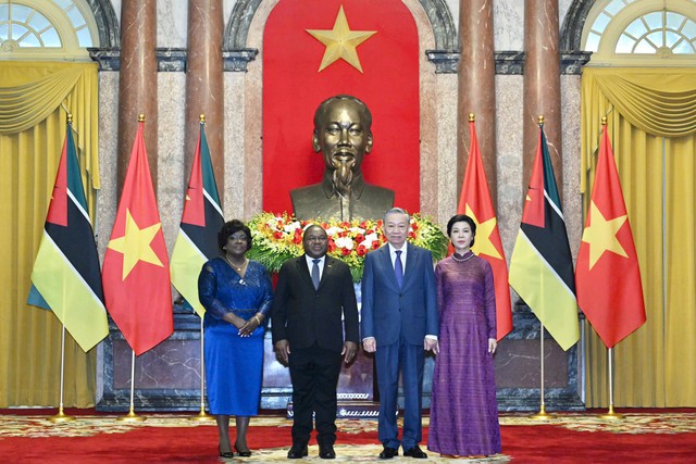 Tổng Bí thư, Chủ tịch nước Tô Lâm chủ trì lễ đón chính thức Tổng thống Mozambique- Ảnh 3.
