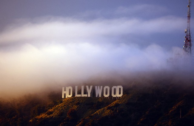 Thật hư bức ảnh bảng hiệu Hollywood bị cháy- Ảnh 2.