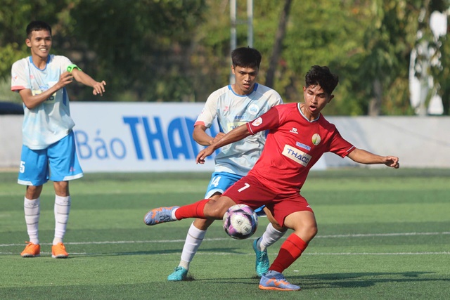 Trường ĐH Nha Trang 5-0 Trường ĐH Đà Lạt: Chủ nhà thắng dễ- Ảnh 1.