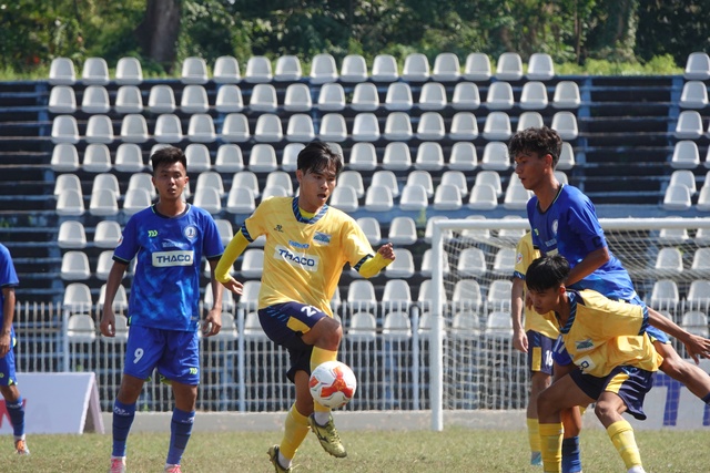 Trường ĐH Cửu Long 3-0 Trường ĐH Cần Thơ: Đội khách thắng áp đảo- Ảnh 1.