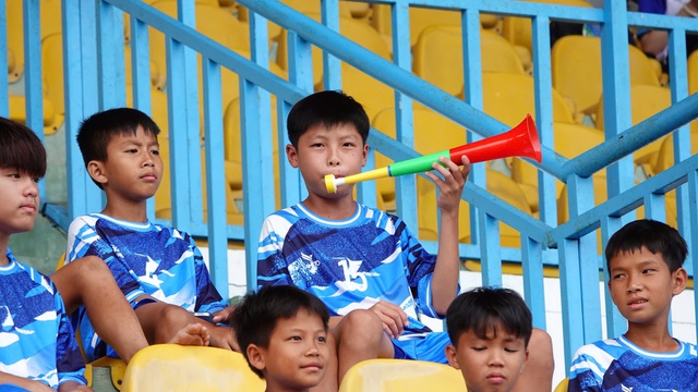 U.13 Cần Thơ học hỏi tinh thần fair play giải bóng đá Thanh Niên sinh viên- Ảnh 2.