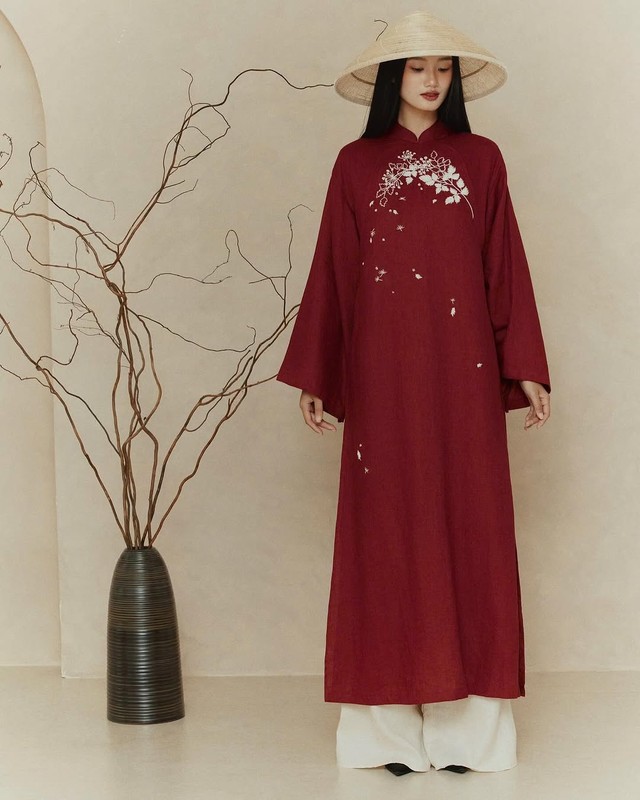 Update the patterned ao dai models that are'making waves' early this year - Photo 6.