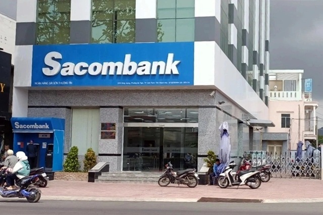 Nữ khách hàng lại kiện Sacombank ra tòa, yêu cầu xin lỗi công khai- Ảnh 1.