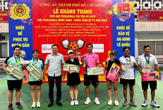 Công an TP.HCM tổ chức giải pickleball mừng Đảng, mừng Xuân Ất Tỵ- Ảnh 4.