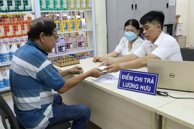 BHXH Việt Nam thông tin về lịch trả lương hưu tháng 7- Ảnh 1. BHXH Việt Nam thông tin về lịch trả lương hưu tháng 7- Ảnh 1.