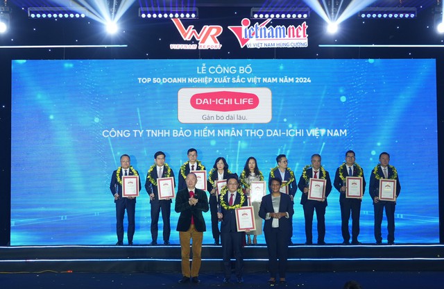 Dai-ichi Life Việt Nam nằm trong top đầu doanh thu phí BH khai thác mới quy năm 2024- Ảnh 1.