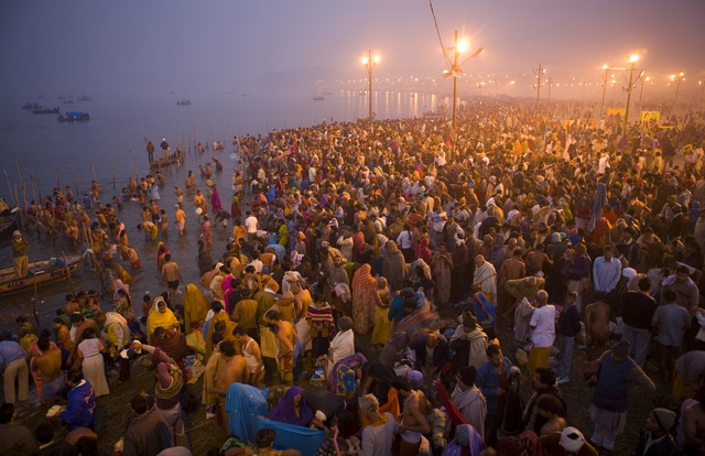 Kumbh Mela: Ngôi làng toàn cầu của thời đại vượt thời gian và sự ra đời mới - Ảnh 4.