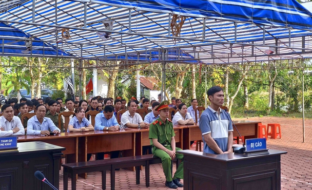 Cà Mau: Lãnh án tù vì bắt cá bằng xung điện- Ảnh 1.