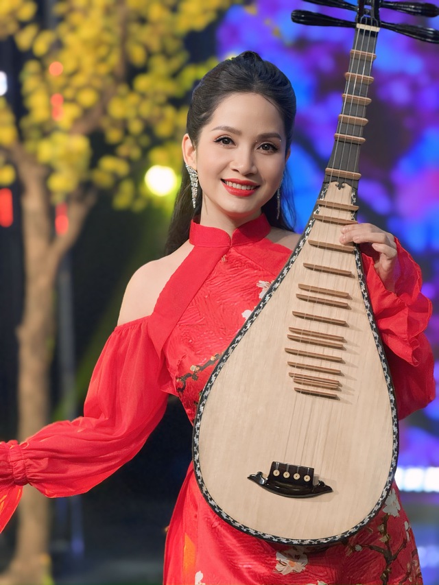 Showbiz 25.1: Thanh Thủy gây tranh luận, cô gái ‘đối đầu’ với Tiểu Vy là ai?- Ảnh 4.