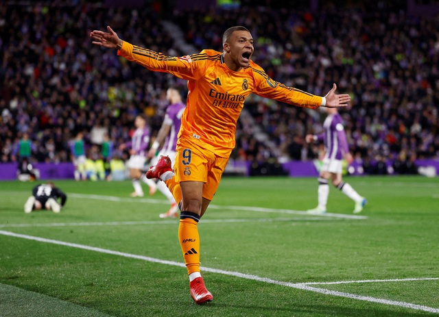 Mbappe ghi cú hat-trick đầu tiên trong màu áo CLB Real Madrid