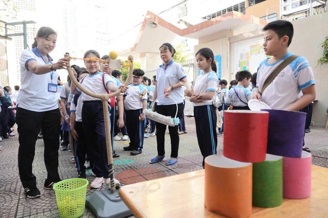 Tết xưa và tết nay của giáo viên, học sinh- Ảnh 2.