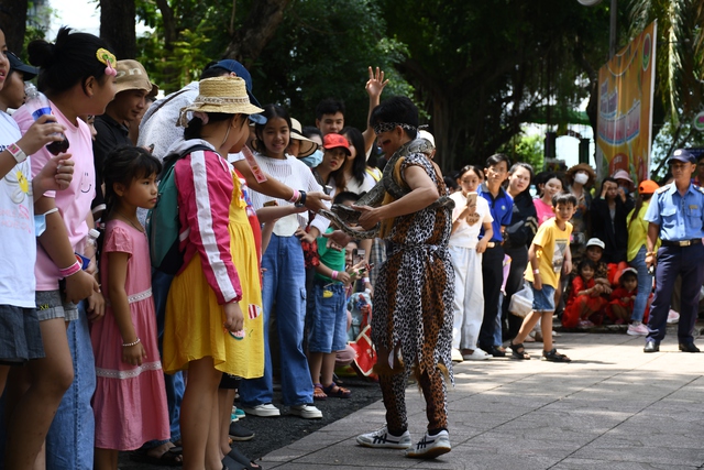 Tết Ất Tỵ 2025 ở TP.HCM: Đi chơi đâu vừa vui vừa check-in chụp hình đẹp?- Ảnh 5.