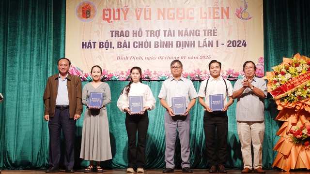 Những tài năng hát bội, bài chòi nhận hỗ trợ từ quỹ Vũ Ngọc Liễn- Ảnh 3.