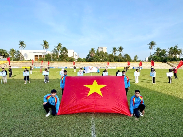 Khai mạc vòng loại TNSV THACO cup 2025 khu vực Duyên hải miền Trung- Ảnh 1.