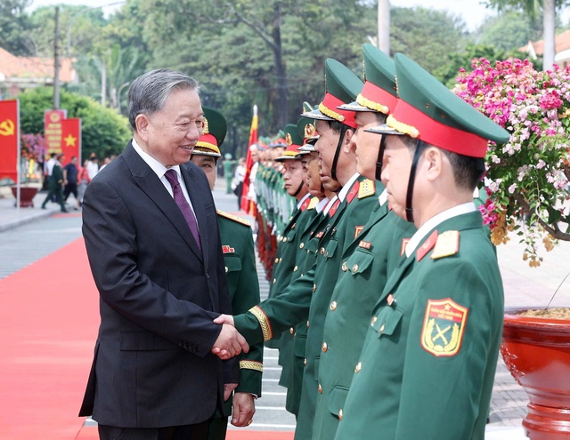 Tổng Bí thư Tô Lâm thăm và làm việc tại Bộ Chỉ huy quân sự tỉnh Bình Dương- Ảnh 2.