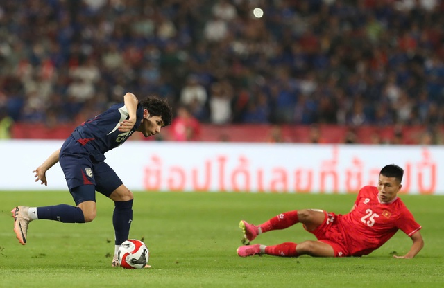 Benjamin Davies: 'Tôi không biết Thái Lan làm gì sai, AFF Cup tới chúng tôi sẽ vô địch' - Ảnh 1.